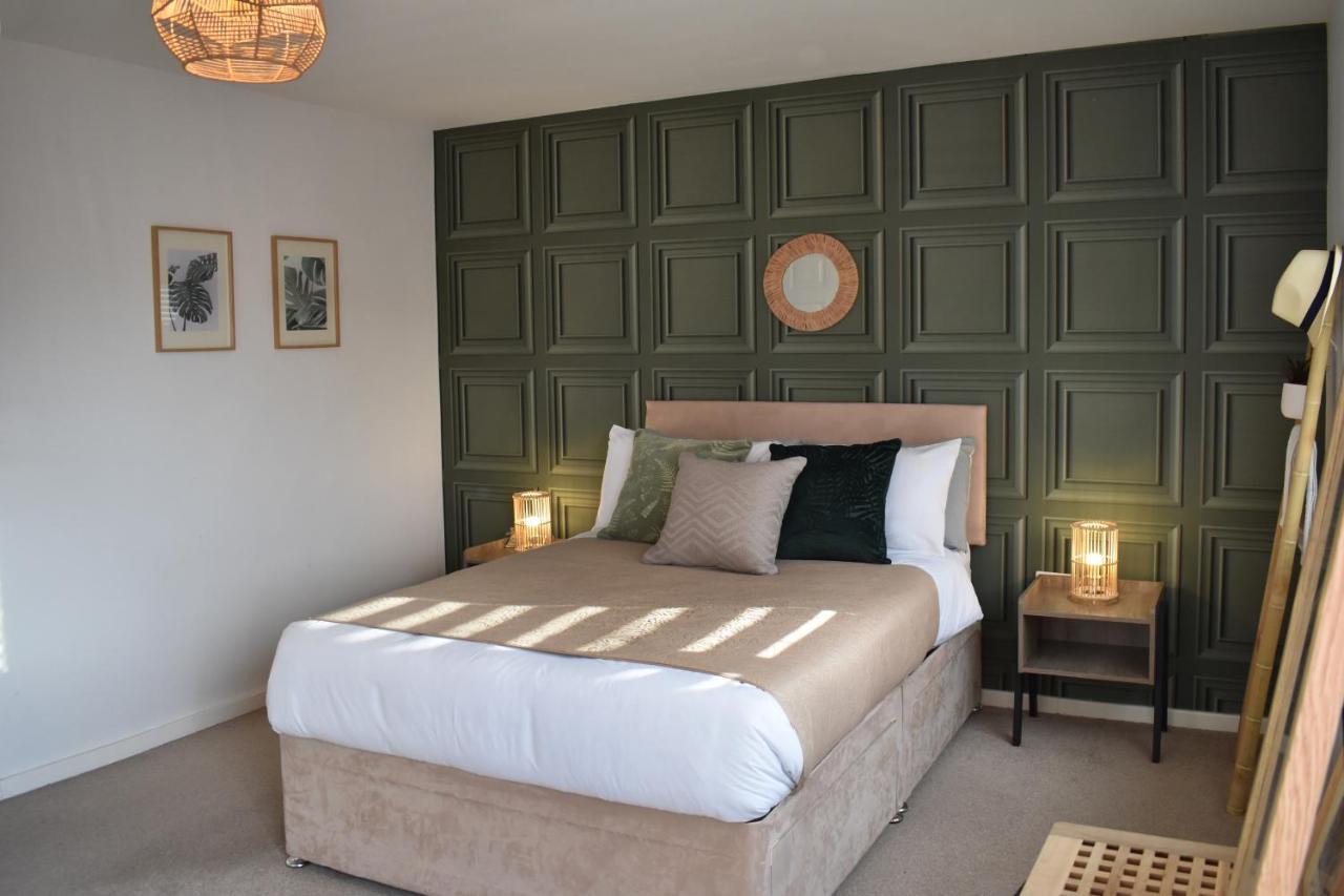 Maya Boutique Inn - Garden Wythenshawe Ngoại thất bức ảnh